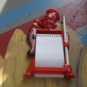 Reliance plastic 1940s happy chef with fish notepad pencil pad